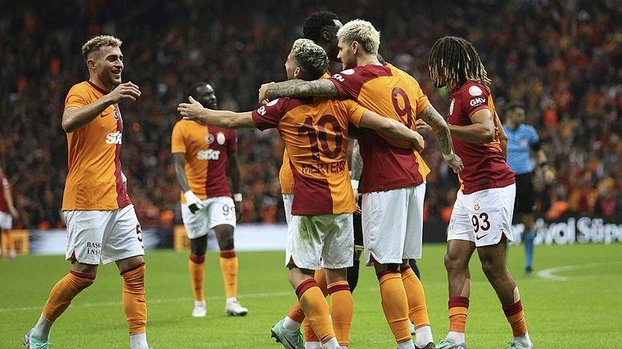 Erman Toroğlu Galatasaray'ın yıldız futbolcusuna övgüler yağdırdı! O iyi oynarsa...