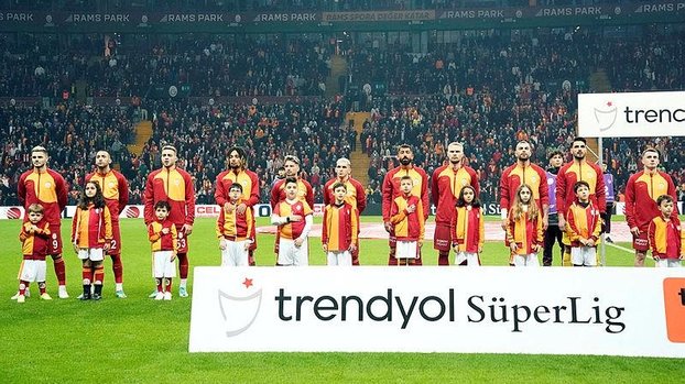 Erman Toroğlu'dan Galatasaray'da o isme flaş eleştiri! Takımını yakar