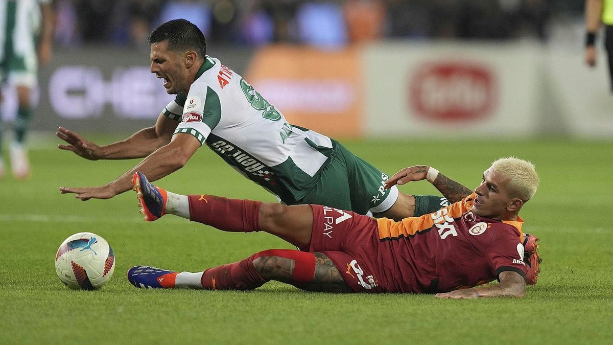 Galatasaray'ın golünde iptal kararı doğru mu? Usta yorumcular değerlendirdi